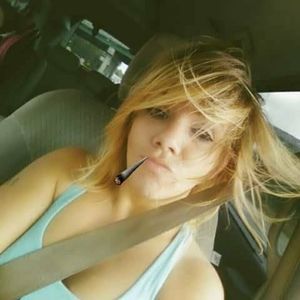 Meet your Posher, Candice